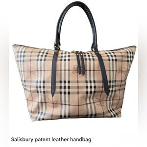 Burberry Salisbury patent leather handbag. Good condition